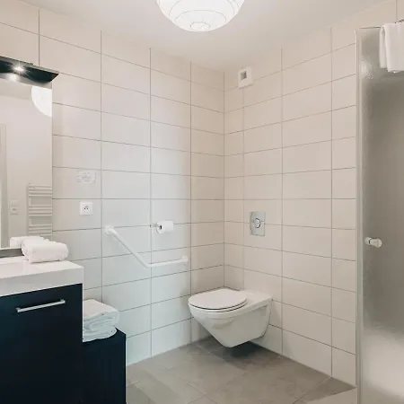 Appart' Du Trident 4* مُلووز